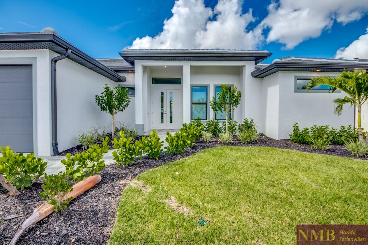 Ferienhaus-Cape-Coral-Bon Voyage_4-Villa-Entry